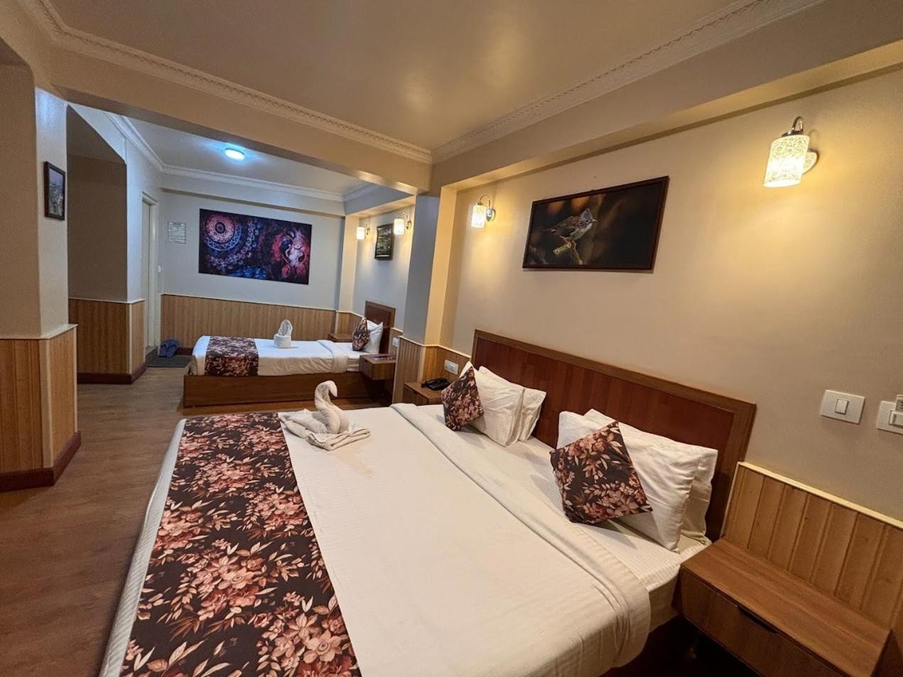 Serenity Taksa Palace Hotel Darjeeling  Buitenkant foto
